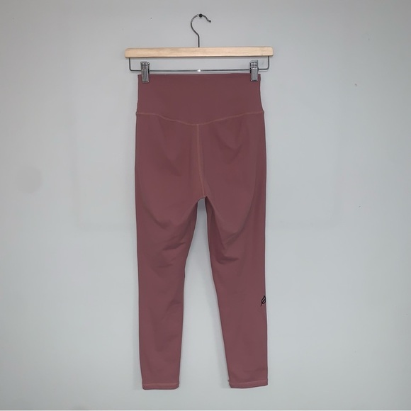 P’tula Leggings Size Medium Ash Rose The Taylor  Stay True High Waisted 23” Crop - Picture 6 of 10